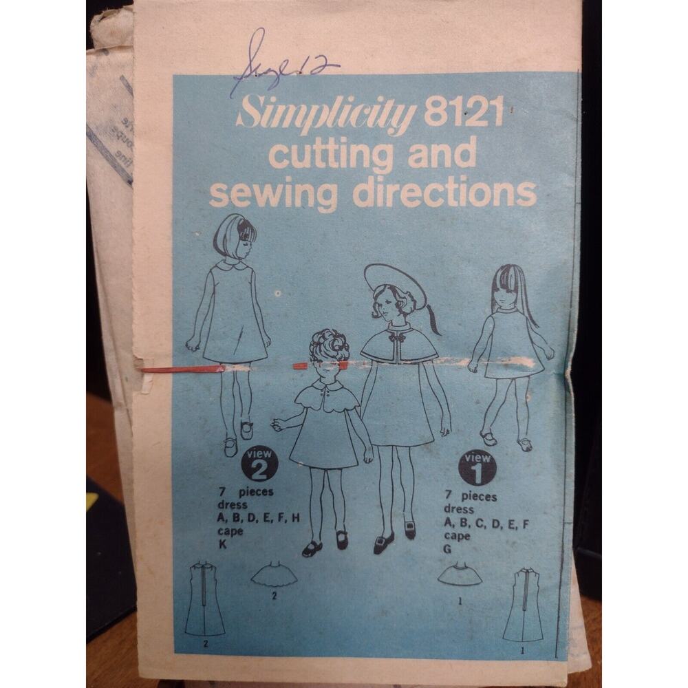 Vintage Simplicity‎ Pattern 8121 Girls/Child Dresses (1968)